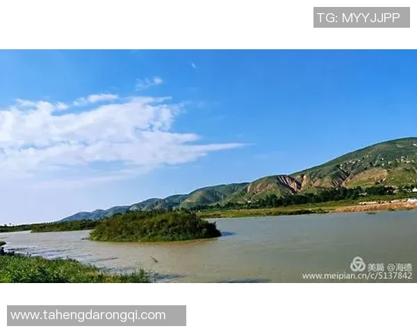 足球明星如何在镜头前巧妙欺骗摄影师的视觉陷阱揭秘