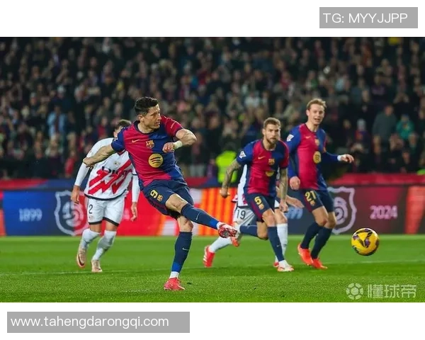 足球明星巴萨精彩瞬间视频集锦回顾球场上的辉煌与激情