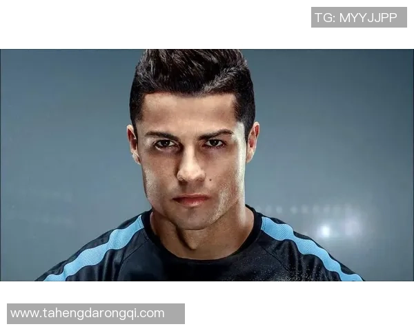 足球明星正装发型解析展现风格与魅力的完美结合 足球明星正装发型解析展现风格与魅力的完美结合