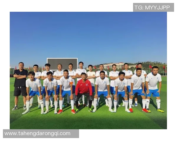 足球明星的多样玩法全解析让你领略球场魅力与技巧 足球明星的多样玩法全解析让你领略球场魅力与技巧