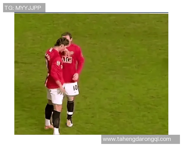 足球明星的任意球技巧与精彩瞬间解析让你领略足球魅力与激情